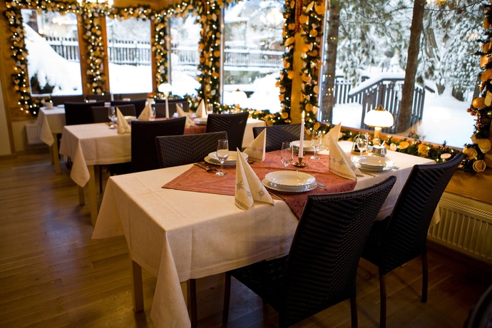 Imagen del bar/restaurante del Hotel Czarny Potok. Foto 5