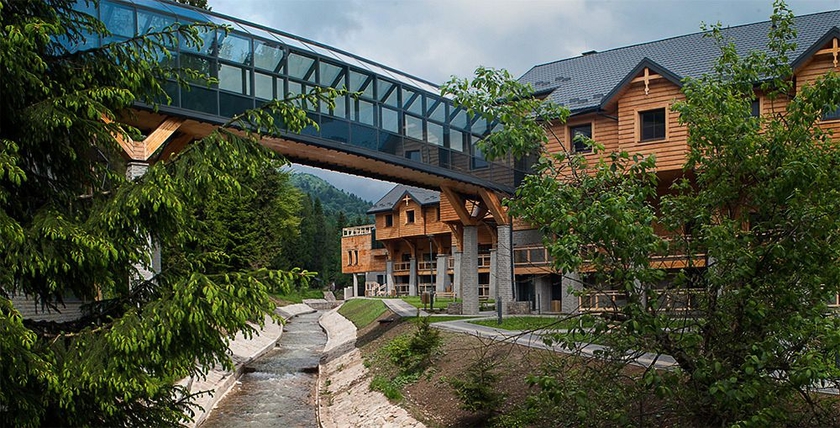 Imagen de los exteriores del Hotel Czarny Potok Resort Spa and Conference. Foto 11