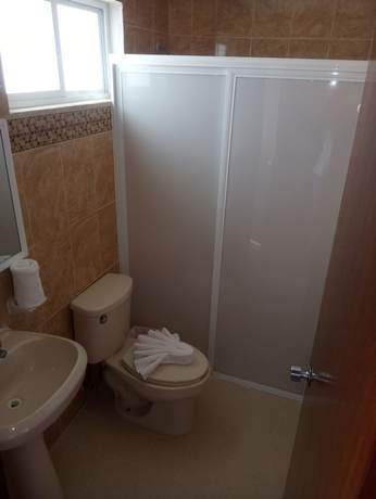 Imagen de la habitación del Hotel D Abril. Foto 8