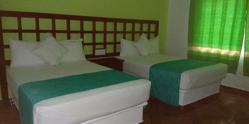 Imagen de la habitación del Hotel D Abril. Foto 11