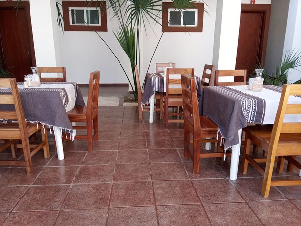 Imagen del bar/restaurante del Hotel D Abril. Foto 7
