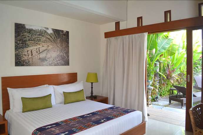 Imagen de la habitación del Hotel D' Alang Alang Villas. Foto 11