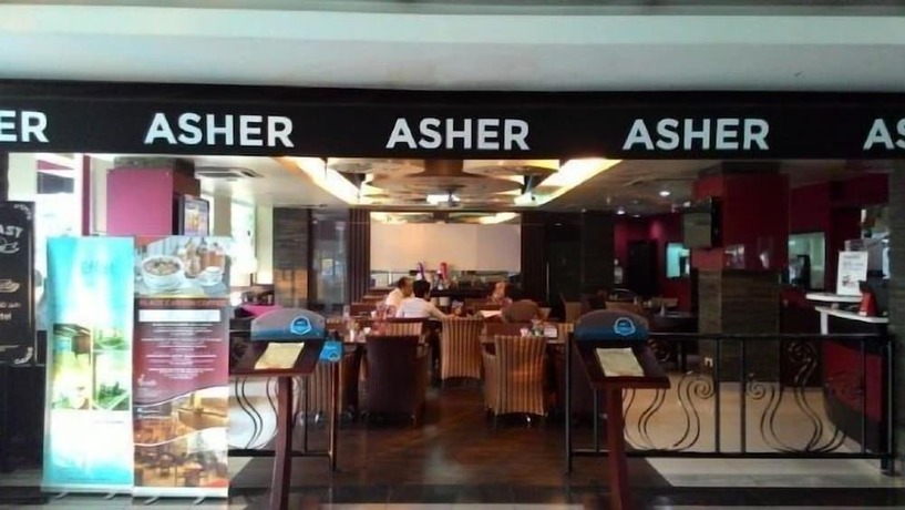 Imagen del bar/restaurante del Hotel D Arcici Cempaka Putih. Foto 7