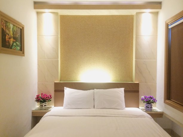 Imagen de la habitación del Hotel D' Calia Tarakan. Foto 7