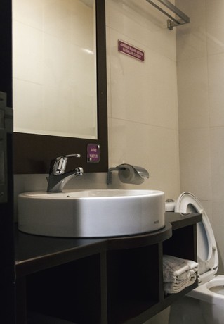 Imagen de la habitación del Hotel D' Calia Tarakan. Foto 12