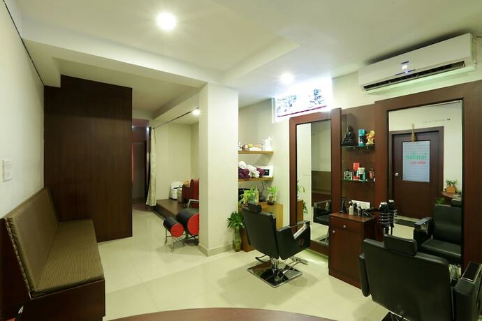 Imagen de los interiores del Hotel D Courtyard. Foto 20