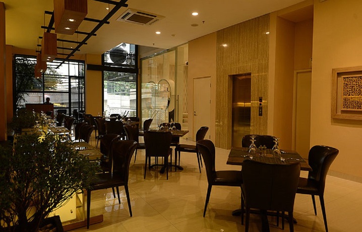 Imagen del bar/restaurante del Hotel D Cozie by Prasanthi. Foto 6