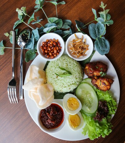 Imagen del bar/restaurante del Hotel D Elegance Grand Bandar Seri Alam. Foto 13