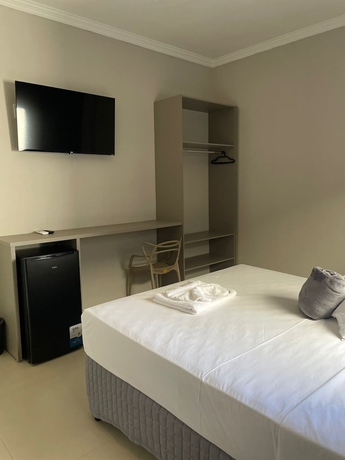 Imagen de la habitación del Hotel D\' Garcia. Foto 9