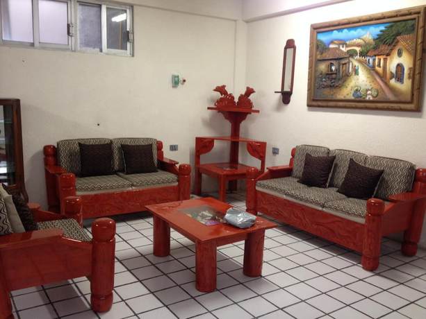 Imagen de los interiores del Hotel D Gomar. Foto 17