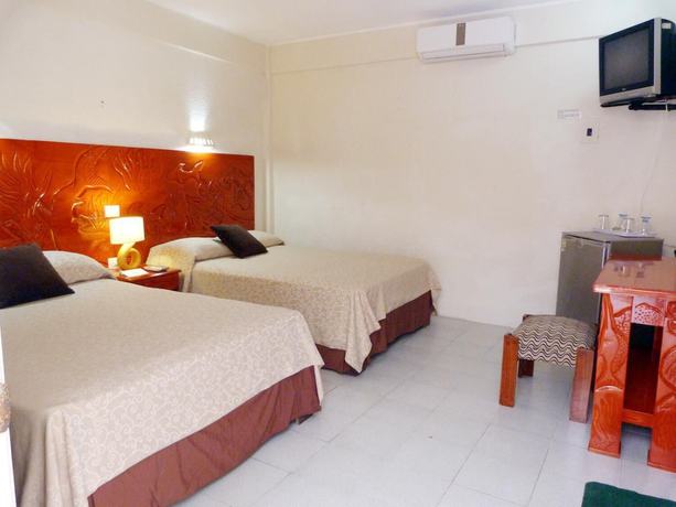 Imagen de la habitación del Hotel D Gomar. Foto 16