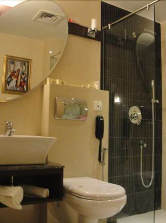 Imagen de la habitación del Hotel D Grand. Foto 4