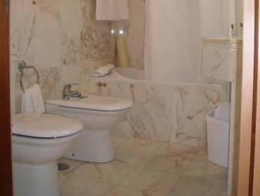 Imagen general del Hotel D. Ines de Castro. Foto 9