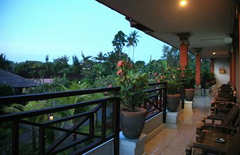 Imagen general del Hotel D' Kubu Pratama Nusa Dua. Foto 6
