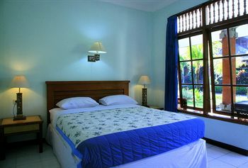 Imagen general del Hotel D' Kubu Pratama Nusa Dua. Foto 10