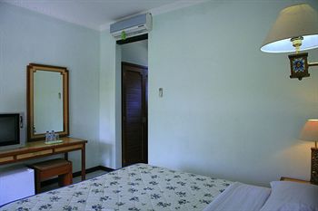 Imagen general del Hotel D' Kubu Pratama Nusa Dua. Foto 12