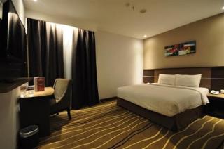 Imagen general del Hotel D Maleo Makassar. Foto 7