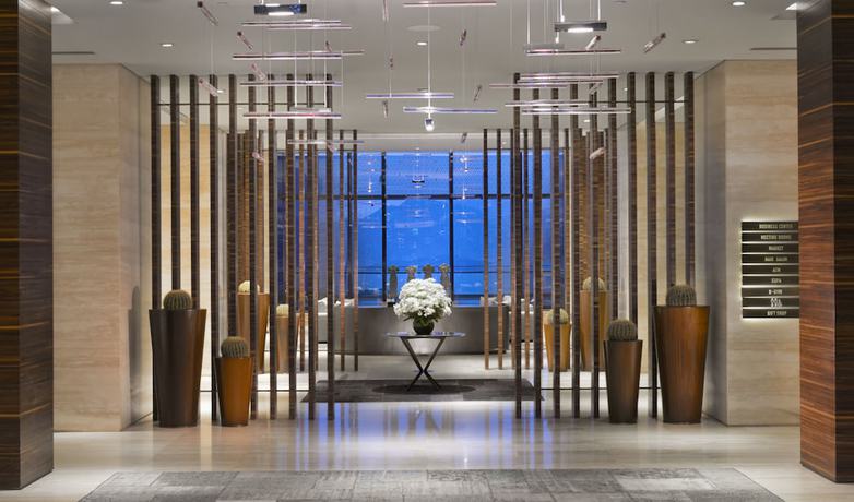 Imagen de los interiores del Hotel D Maris Bay. Foto 16