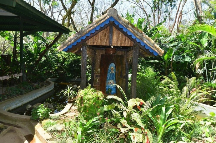 Imagen de los exteriores del Hotel D' Santos Boutique. Foto 14