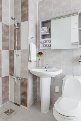 Imagen de la habitación del Hotel D Seven Suites. Foto 4