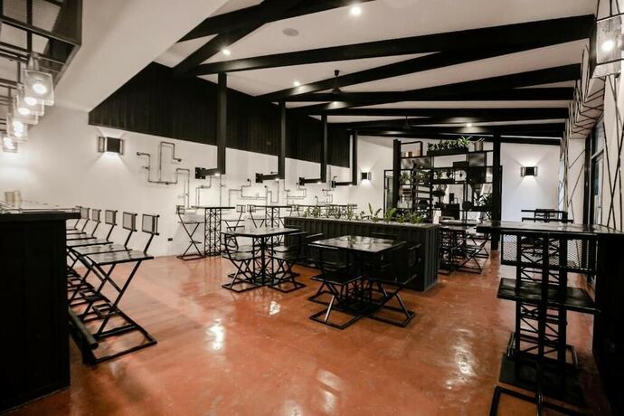 Imagen general del Hotel D la Torre. Foto 7