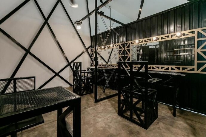 Imagen general del Hotel D la Torre. Foto 8