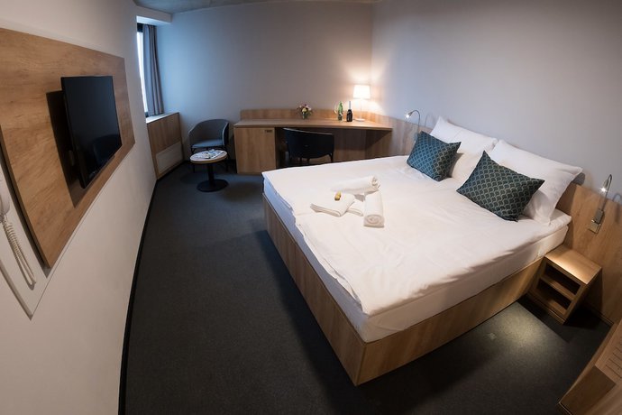 Imagen de la habitación del Hotel D1. Foto 18