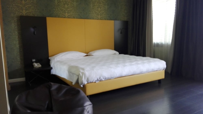 Imagen de la habitación del Hotel D120. Foto 7