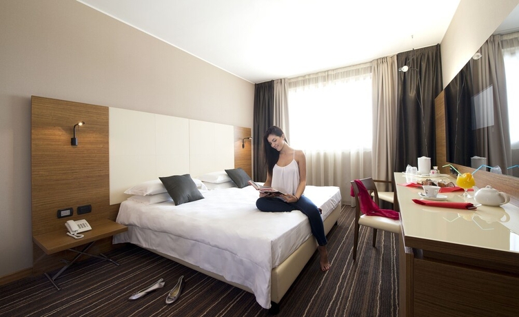 Imagen de la habitación del Hotel D120. Foto 11