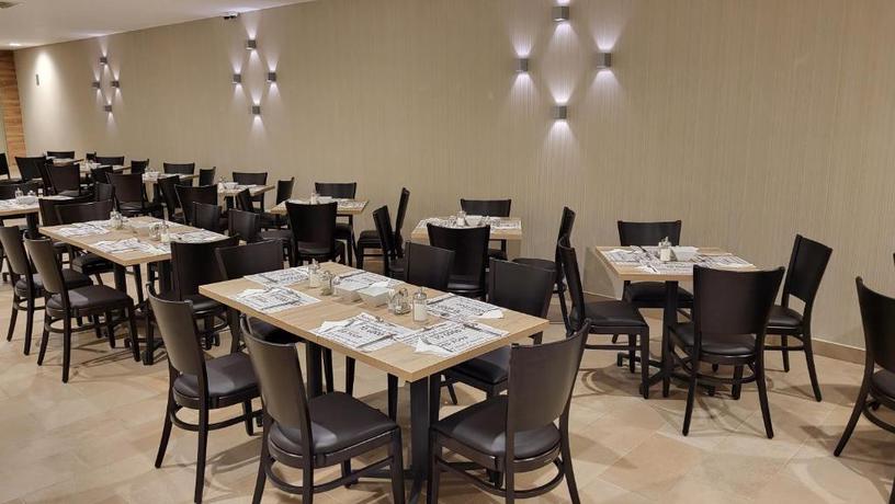 Imagen del bar/restaurante del Hotel D50. Foto 4