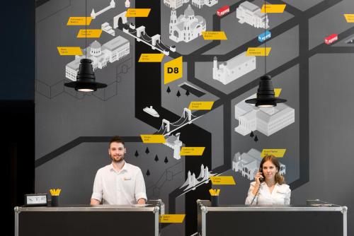 Imagen de la habitación del Hotel D8. Foto 6