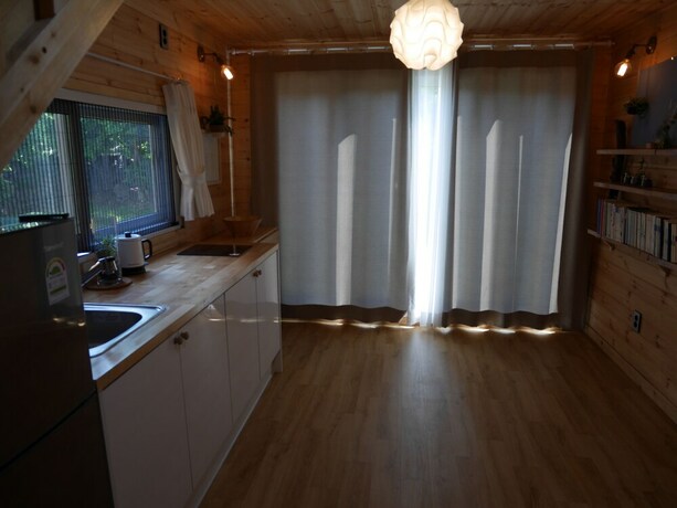 Imagen de la habitación del Hotel DABUT. Foto 19
