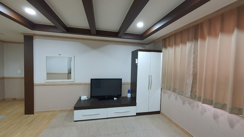 Imagen de la habitación del Hotel DAECHEON RESORTEL. Foto 11