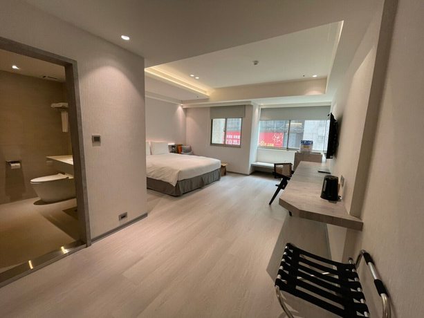 Imagen de la habitación del Hotel DAHU Park. Foto 5