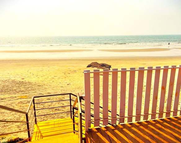 Imagen de los interiores del Hotel DALLAS BEACH RESORTS. Foto 17
