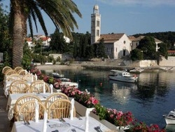 Imagen general del Hotel DALMACIJA HVAR VILLA HOTEL. Foto 11