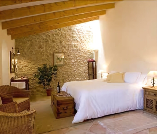 Imagen de la habitación del Hotel DALT MUNTANYA. Foto 9