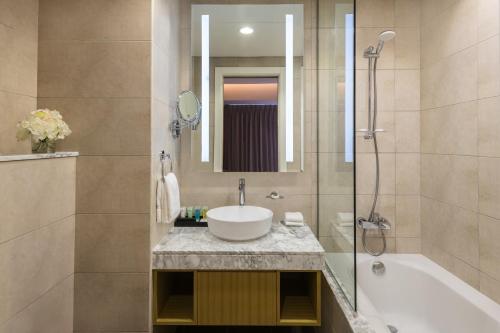 Imagen de la habitación del Hotel DAMAC Maison Aykon City Dubai. Foto 12