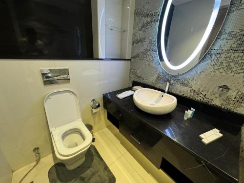 Imagen general del Hotel DAMAC Towers Olaya by SELSAL. Foto 9