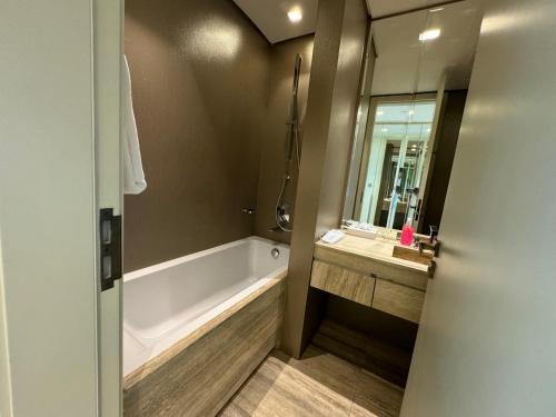 Imagen general del Hotel DAMAC Towers Olaya by SELSAL. Foto 10