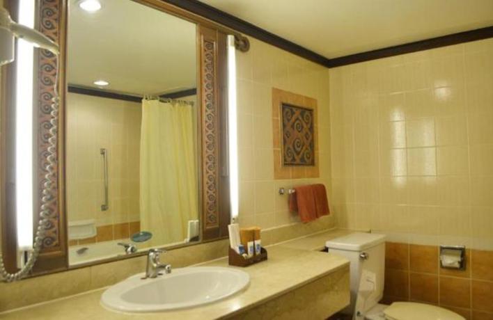 Imagen de la habitación del Hotel DAMAI BEACH RESORT. Foto 6