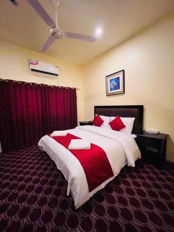 Imagen general del Hotel DANA HOTEL. Foto 12