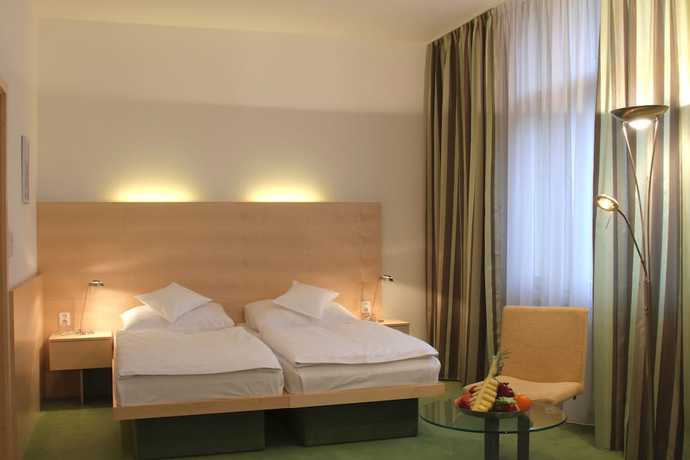 Imagen de la habitación del Hotel DAP, Praga. Foto 2