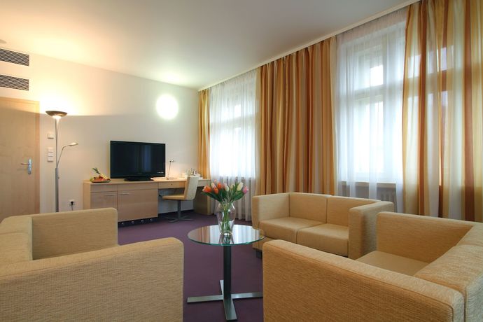 Imagen de la habitación del Hotel DAP, Praga. Foto 3