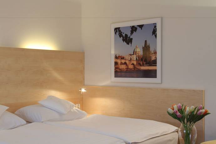 Imagen de la habitación del Hotel DAP, Praga. Foto 4