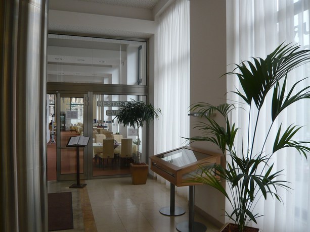 Imagen de los interiores del Hotel DAP, Praga. Foto 17