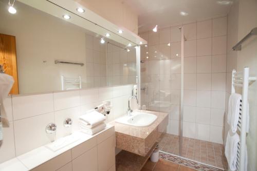 Imagen de la habitación del Hotel DAS FALKENSTEIN. Foto 6