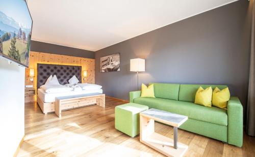 Imagen de la habitación del Hotel DAS ROYAL in Obereggen. Foto 19