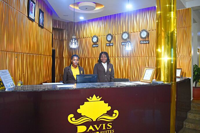 Imagen general del Hotel DAVIS HOTEL and SUITES. Foto 2