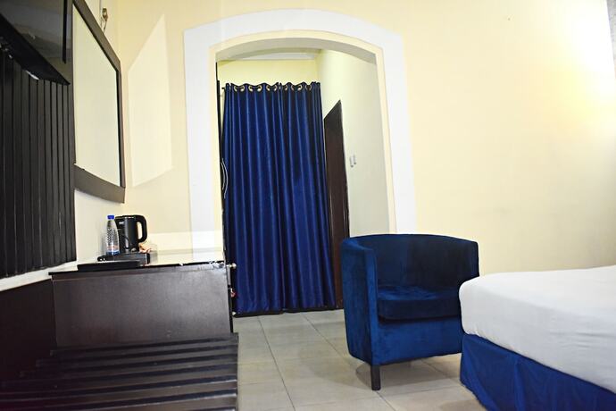 Imagen de la habitación del Hotel DAVIS HOTEL and SUITES. Foto 14